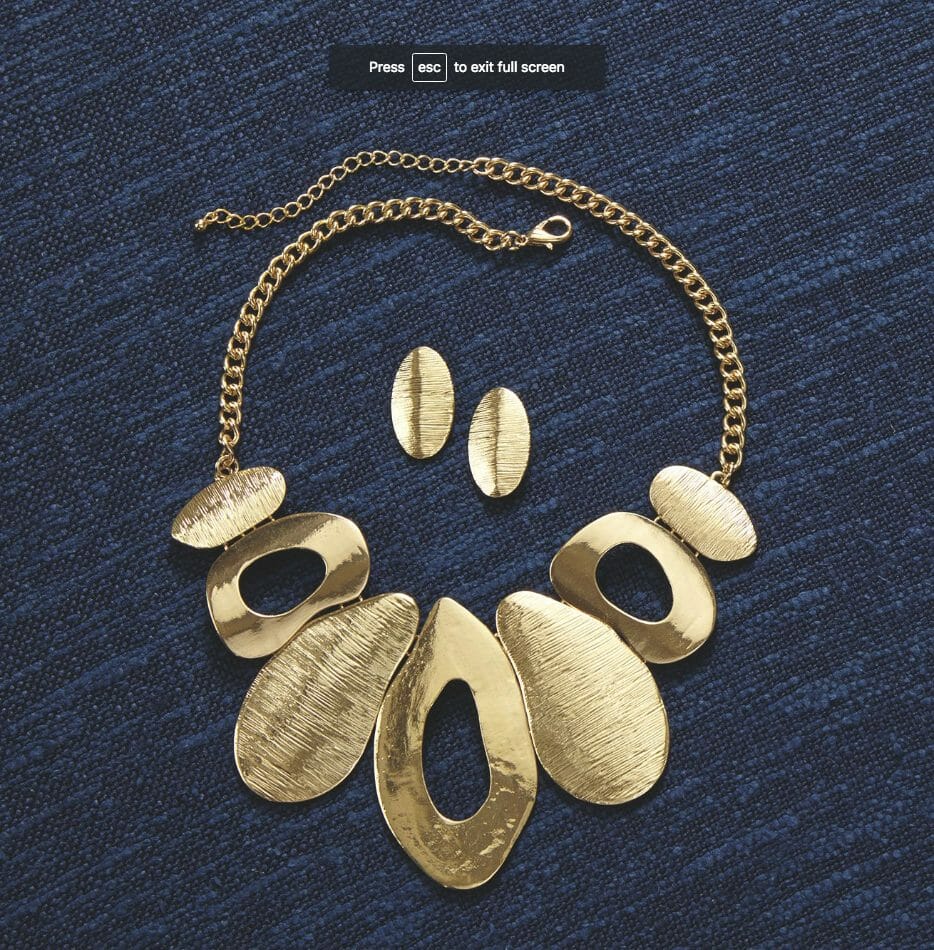 gold circle necklace with matching earrings